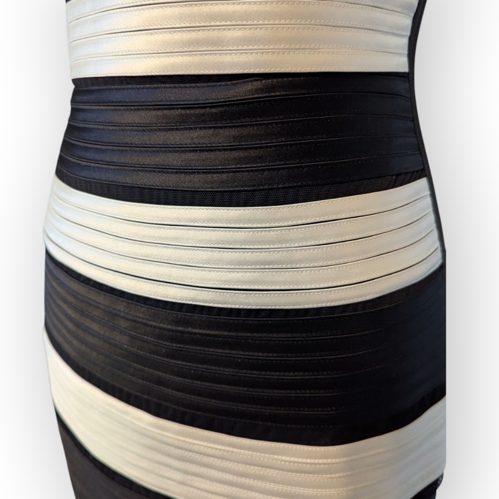 BCBGMaxAzria Bandage Bodycon Dress Black And White Stripes Size 6 - Picture 3 of 8